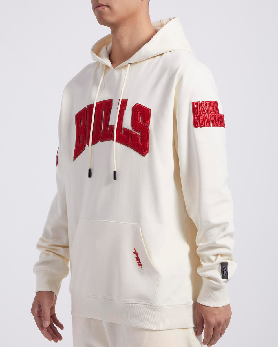 Pro Standard Chicago Bulls Triple Tonal DK PO Hoodie-Eggshell