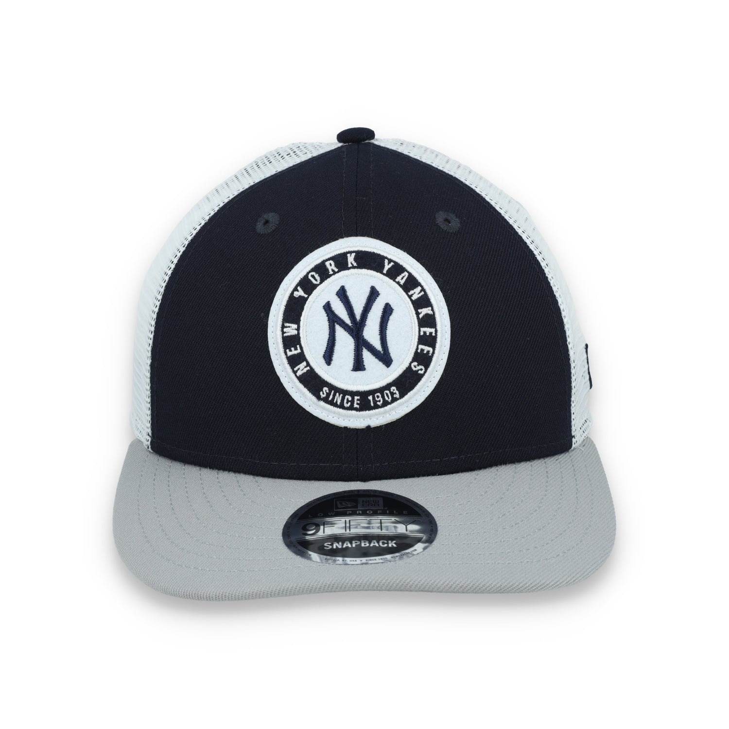 New Era New York Yankees Throwback Low Profile 9FIFTY Trucker Snapback Hat