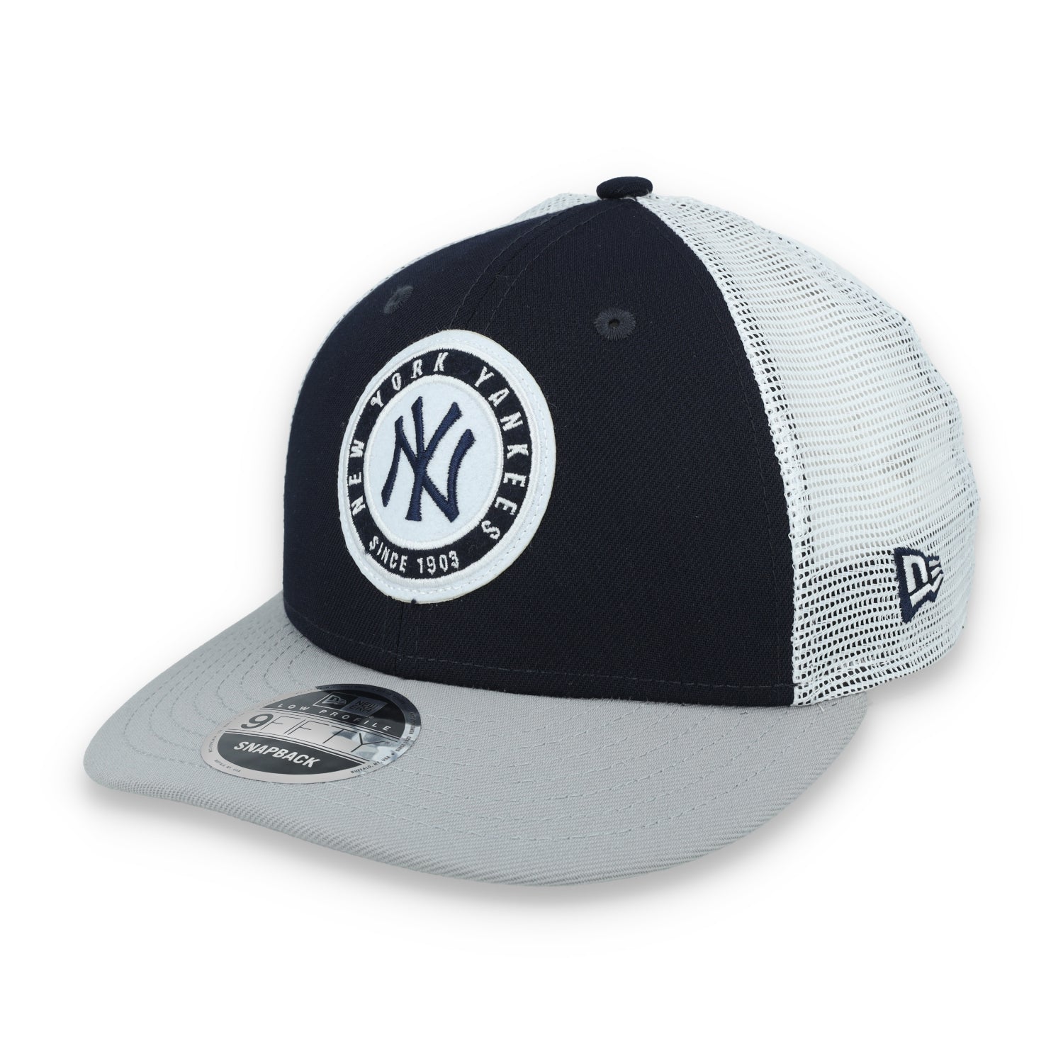 New Era New York Yankees Throwback Low Profile 9FIFTY Trucker Snapback Hat