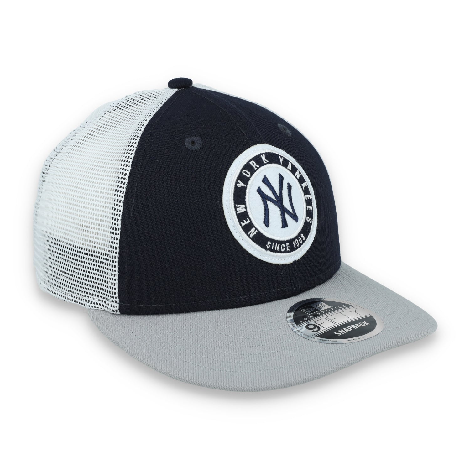 New Era New York Yankees Throwback Low Profile 9FIFTY Trucker Snapback Hat