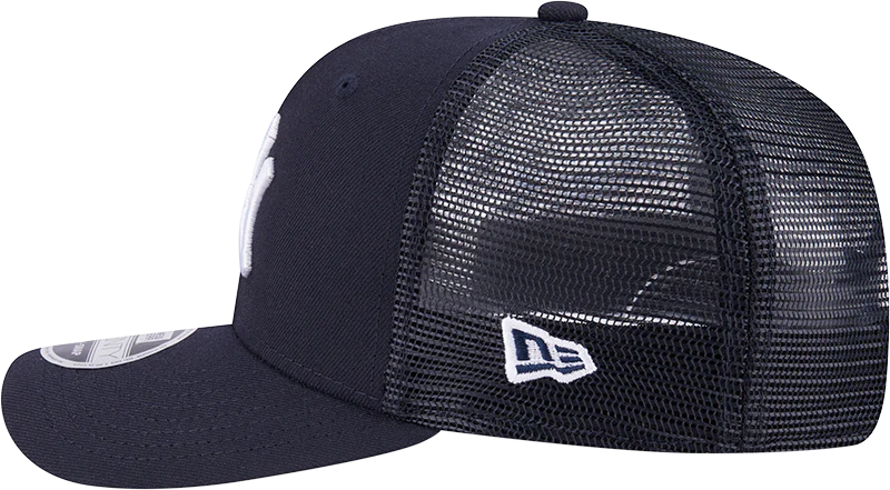 New Era New York Yankees Team 9SEVENTY Stretch-Snap Trucker Hat