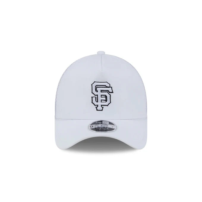 New Era San Francisco Giants 2026 Batting Practice White 9FORTY APEX Trucker Snapback Hat