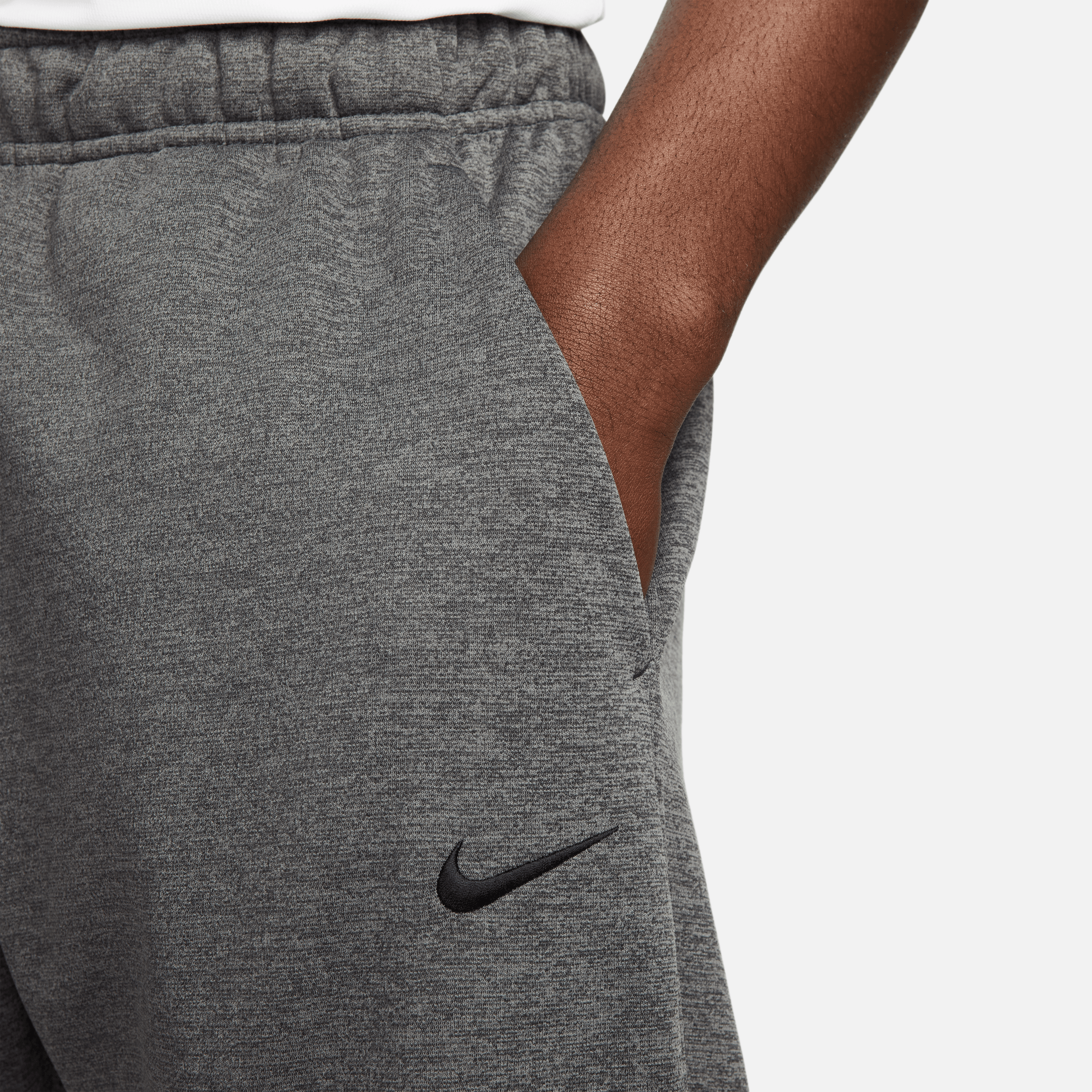 Nike Men's Therma-FIT Tapered Fitness Pants