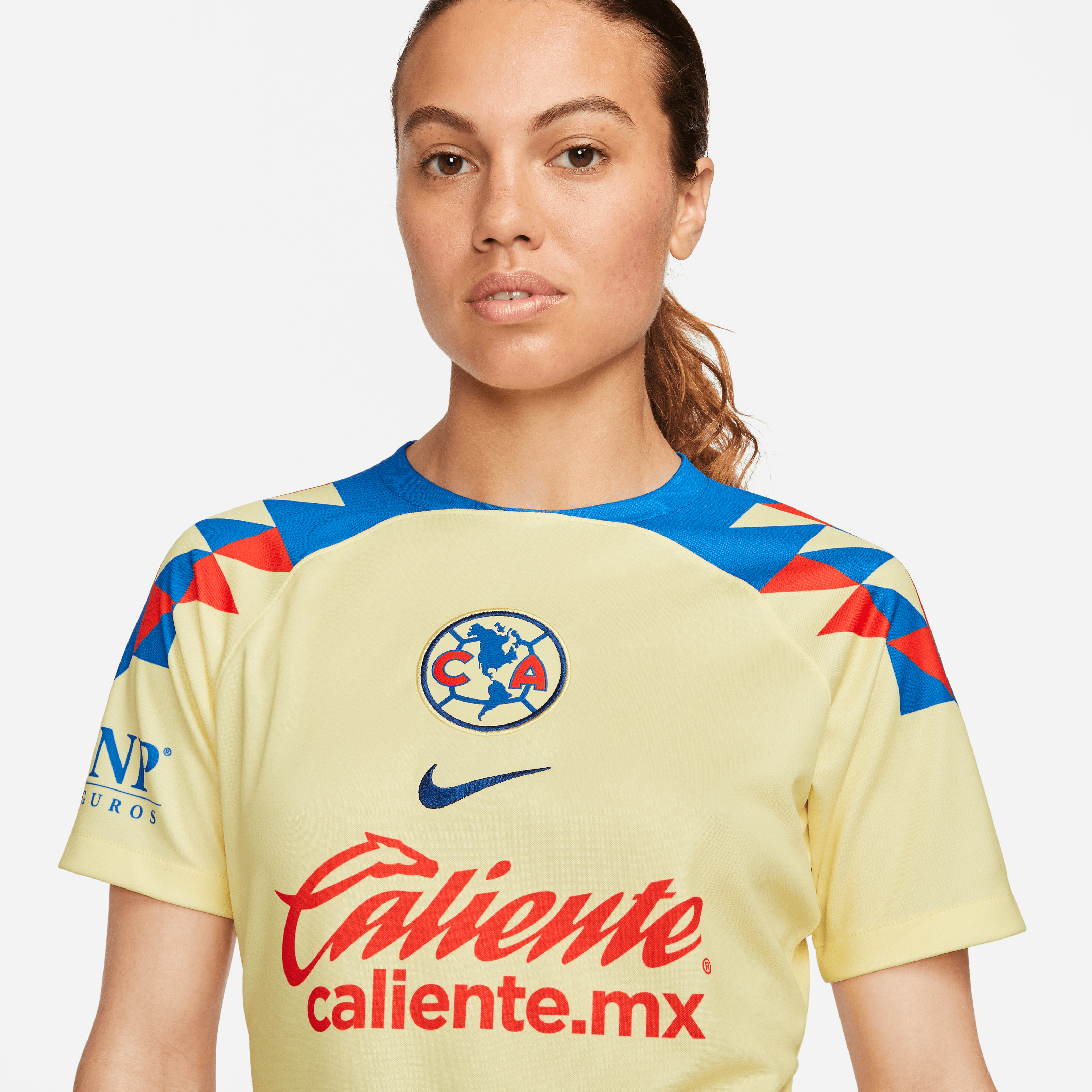 Nike Women's Club América Stadium Home Soccer Jersey Dri-FIT 23/24