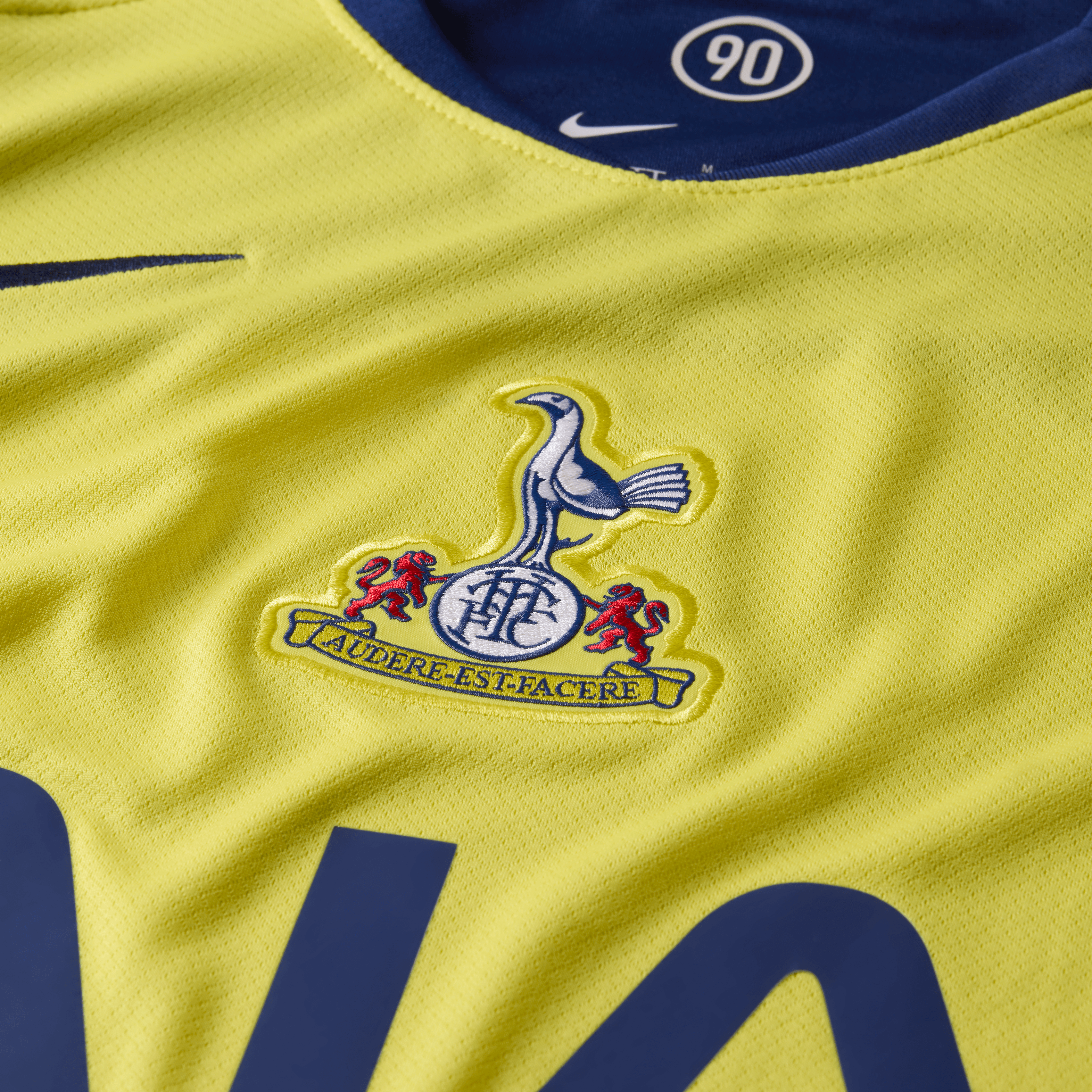 Nike Men's Tottenham Hotspur Stadium Third Dri-FIT Total 90 Soccer Replica Jersey