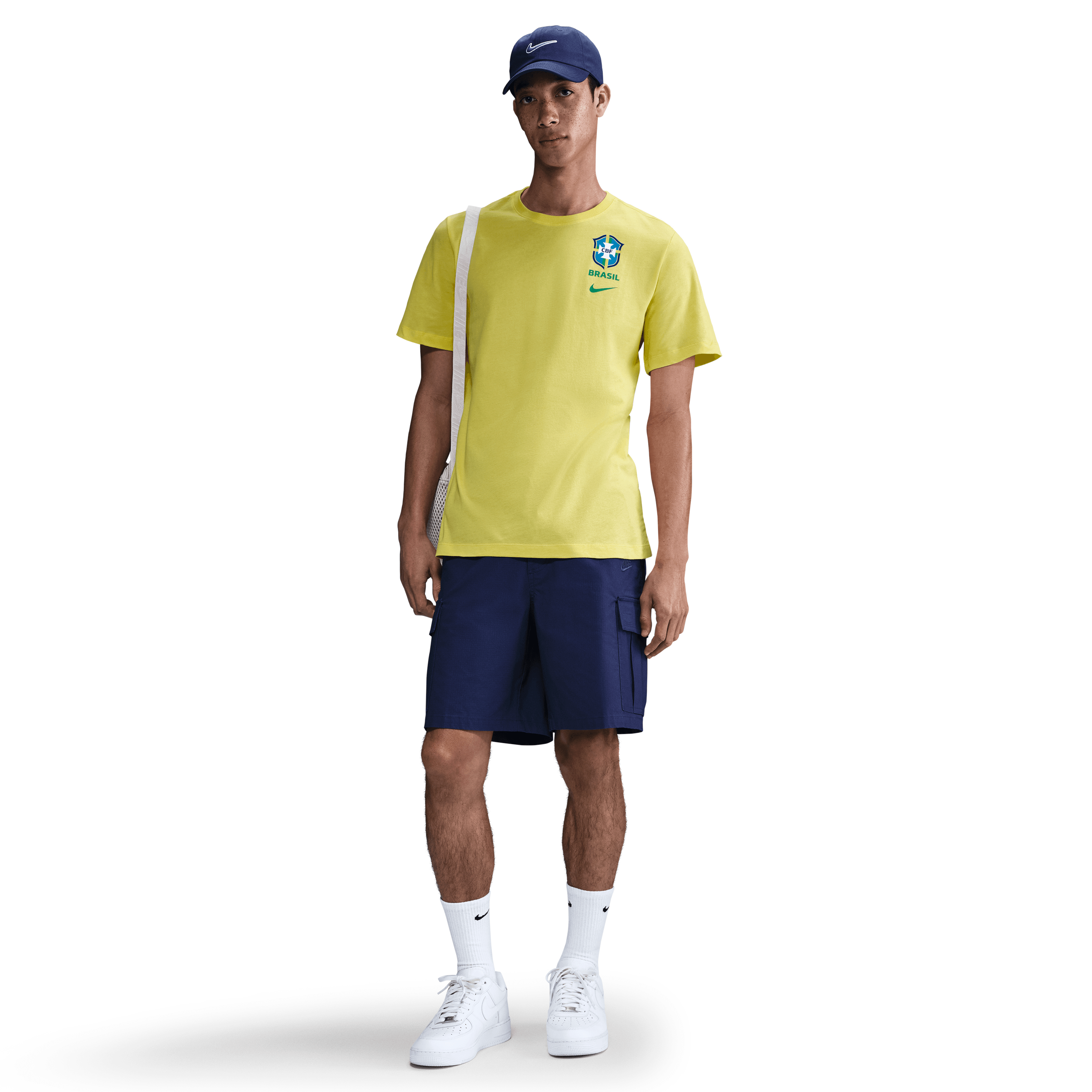 Nike Men's Brasil Crest T-Shirt-Yellow