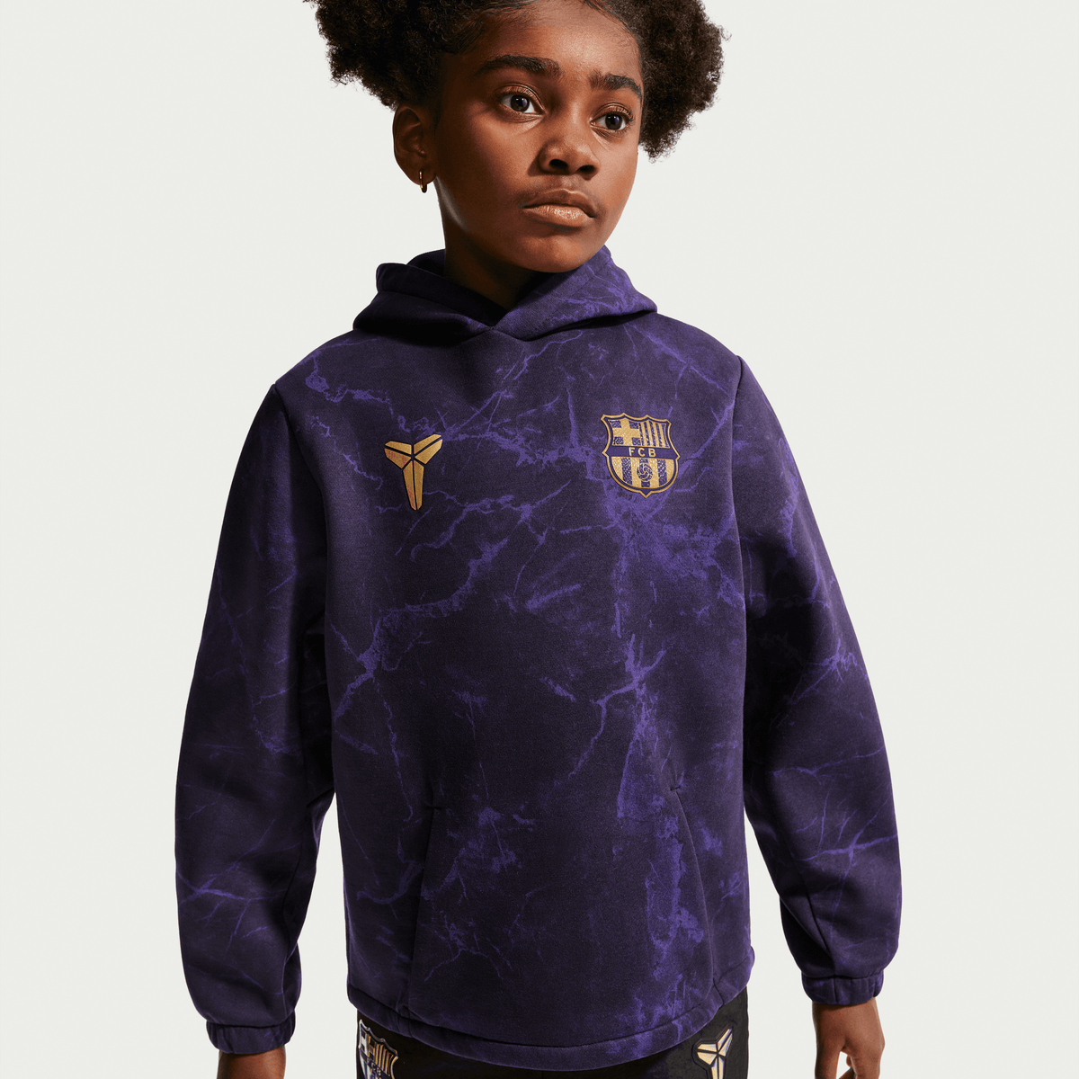 Nike FC Barcelona Away Big Kids' Kobe Soccer Pullover Hoodie