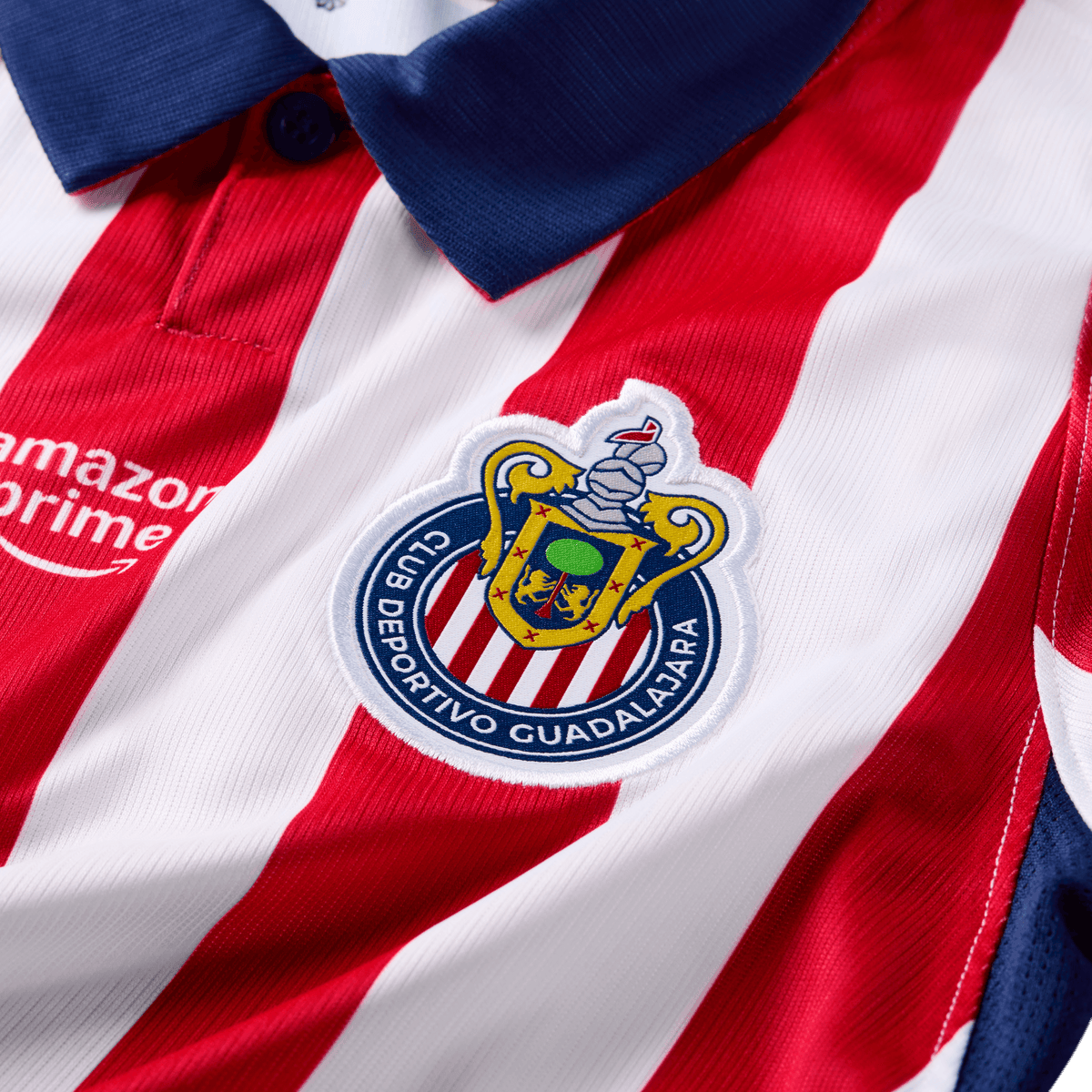 Nike C.D. Guadalajara Stadium Home Big Kids' Dri-FIT Soccer Replica Jersey 26/27