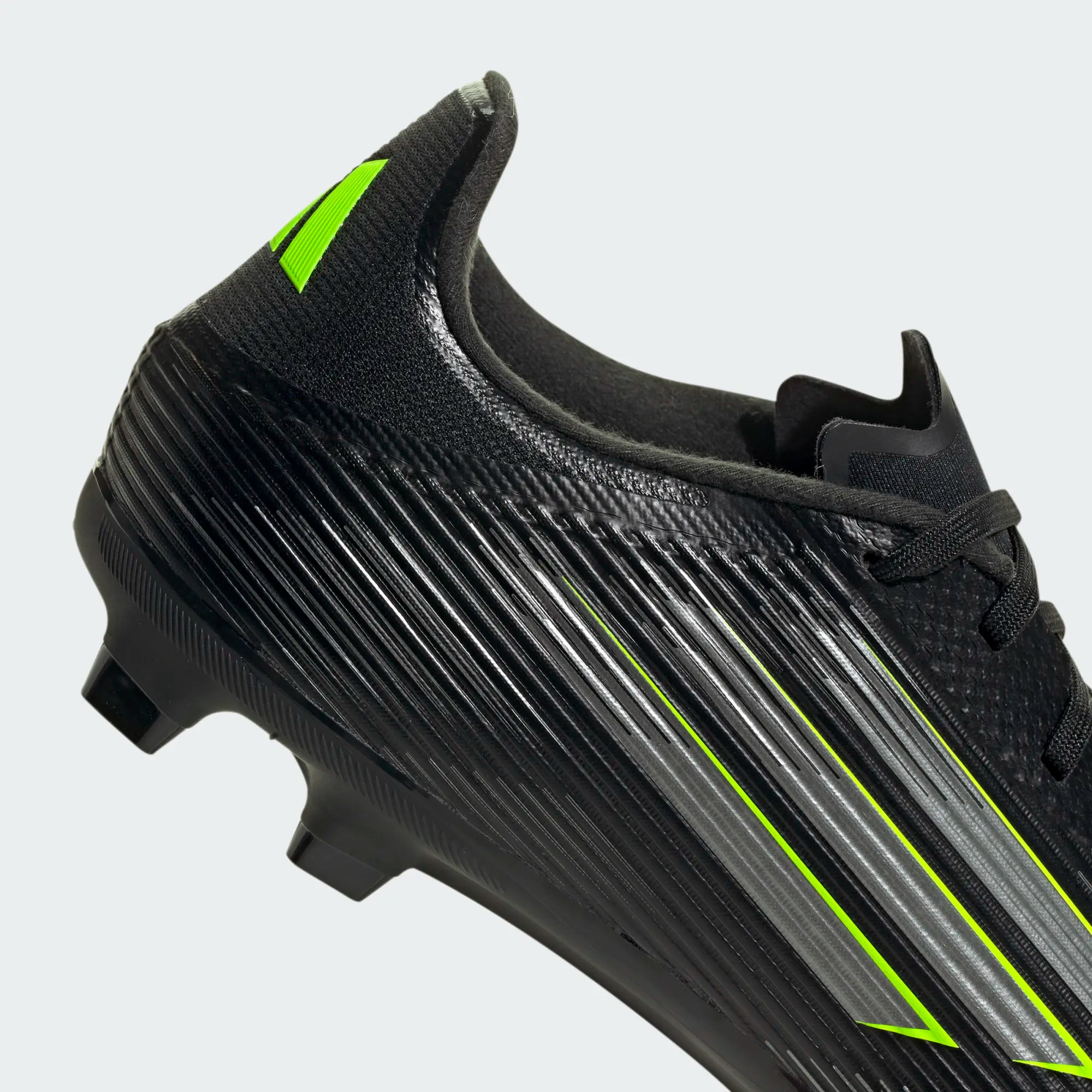 Adidas F50 League FG/MG-BLACK/IRONMT/LUCLEM