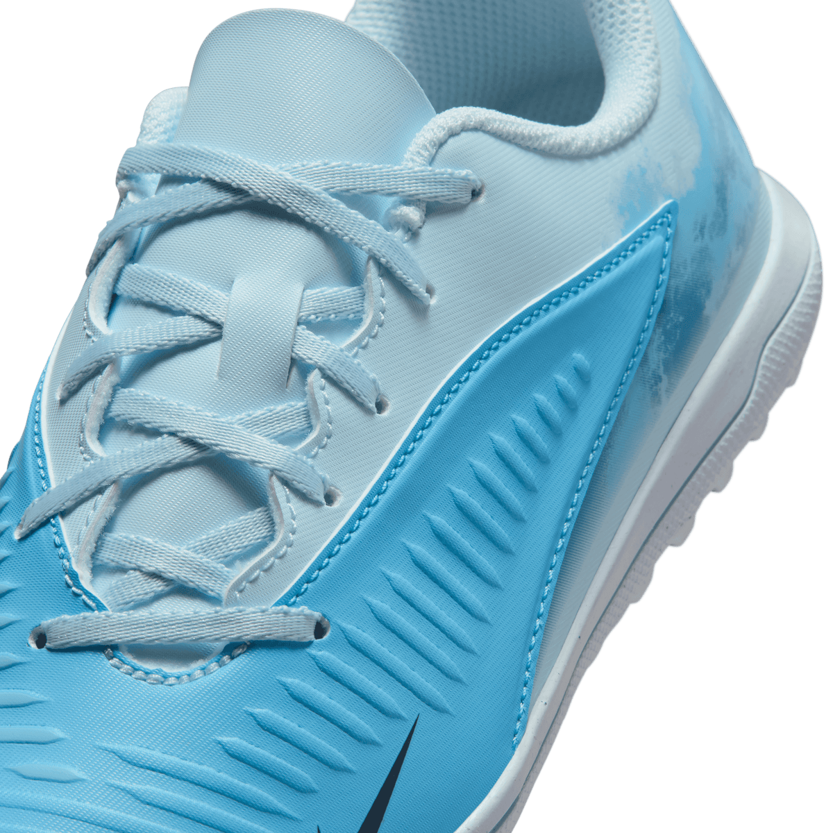 Nike Jr. Phantom 6 Low Club "Erling Haaland" TF - BALTIC BLUE/BLUE ECLIPSE-GLACIER BLUE PHSYD001