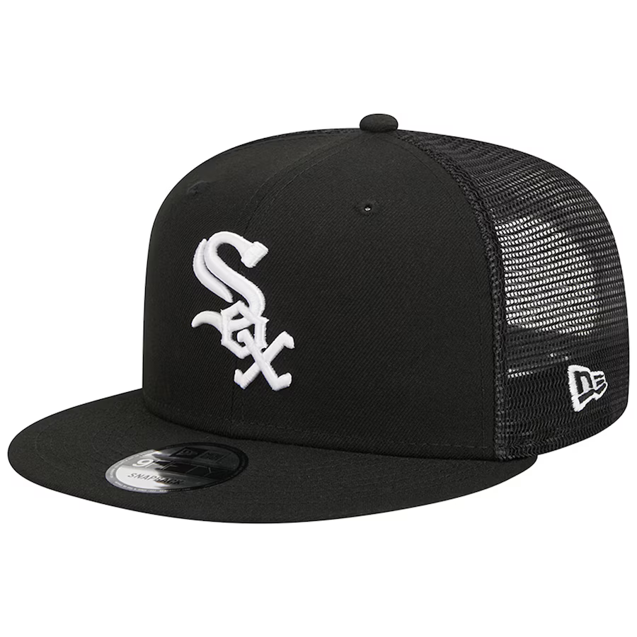 New Era Chicago White Sox Team Color 9FIFTY Trucker Snapback Hat-Black