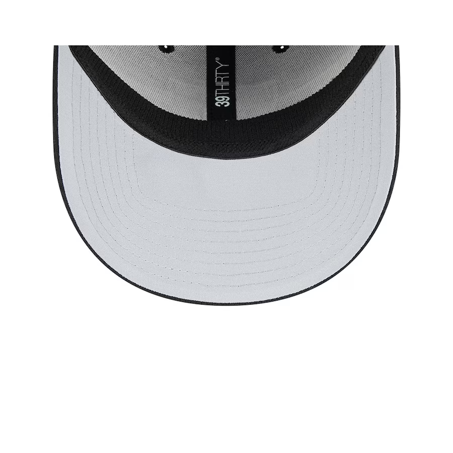 New Era Men's Las Vegas Raiders NFL Training Camp 39THIRTY Flex Fit Hat 2023-Black