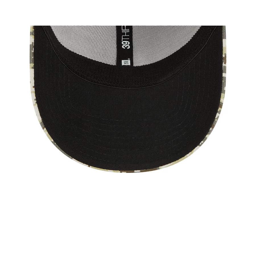 New Era Las Vegas Raiders Salute to Service 2023 39THIRTY Stretch Fit Hat