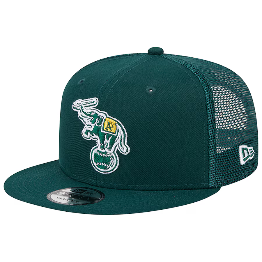 NEW ERA OAKLAND ATHLETICS CLASSIC TRUCKER 9FIFTY SNAPBACK ADJUSTABLE HAT-