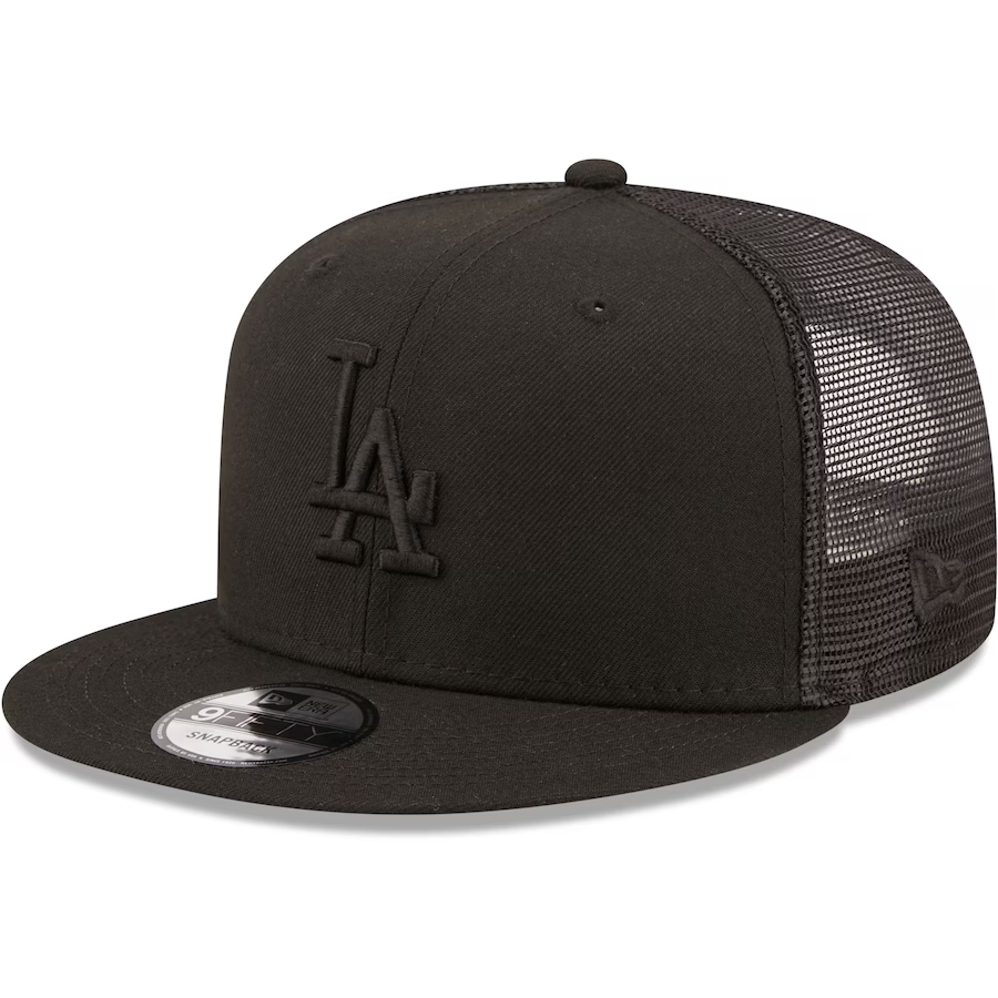 New Era Los Angeles Dodgers Blackout 9FIFTY Trucker Snapback Hat