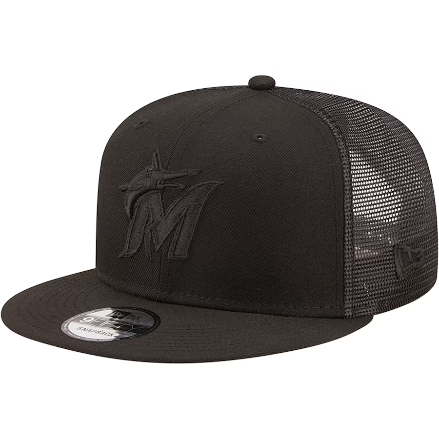 New Era Miami Marlins Blackout 9FIFTY Trucker Snapback Hat