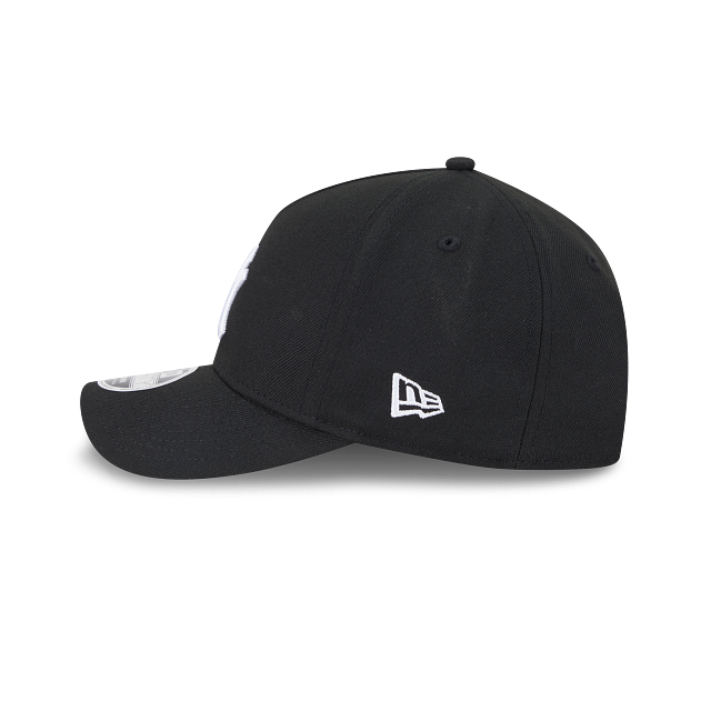 New Era New York Yankees 9FORTY Adjustable Hat- BLACK/WHITE