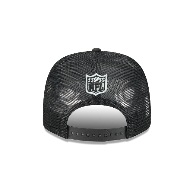 New Era Las Vegas Raiders 9SEVENTY Trucker Stretch-Snap Adjustable Hat- BLACK