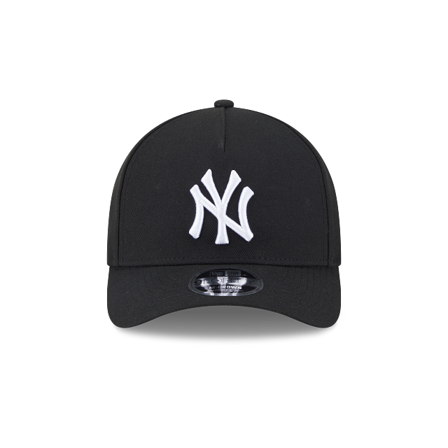 New Era New York Yankees 9FORTY Adjustable Hat- BLACK/WHITE