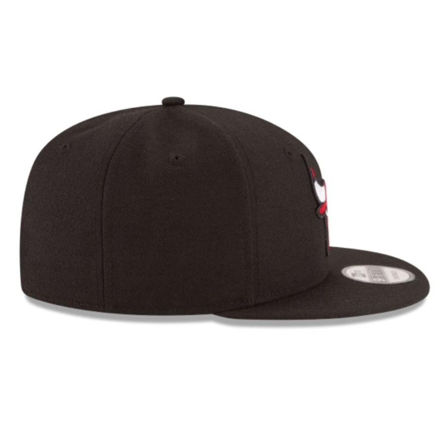CHICAGO BULLS BLACK HIGH CROWN 9FIFTY SNAPBACK nvsoccer.com The Coliseum