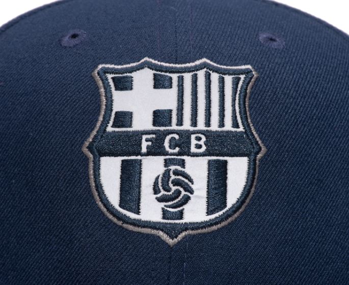 FI COLLECTION FC BARCELONA BRAVEHEART FITTED HAT-NAVY