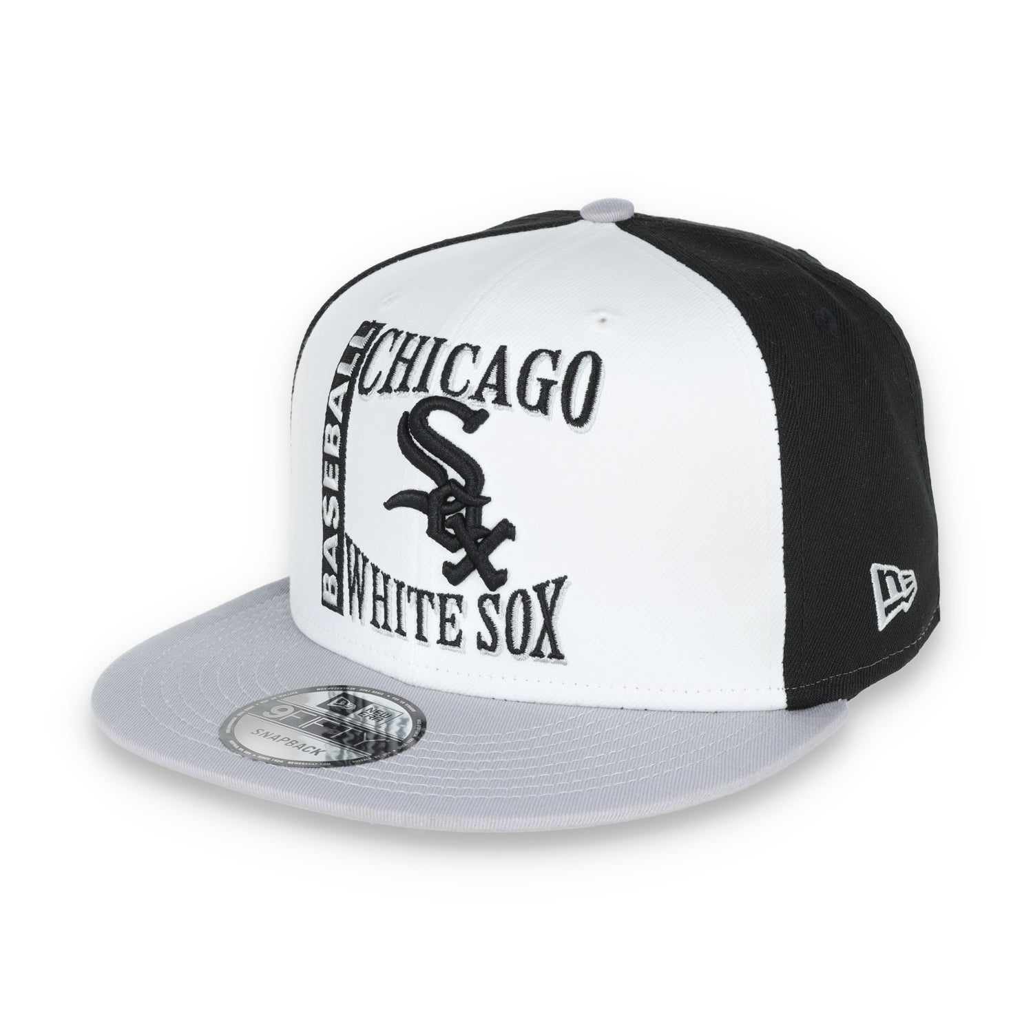 New Era Chicago White Sox Retro Sport 9FIFTY Snapback Hat - White/Black
