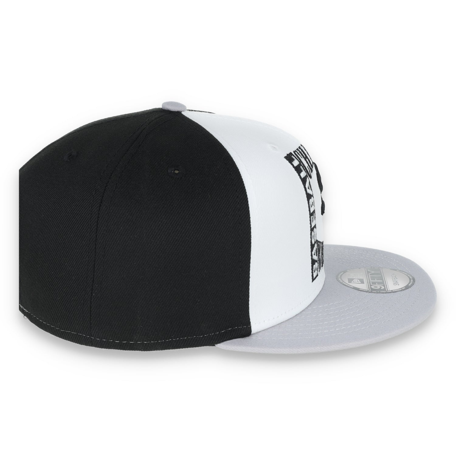 New Era Chicago White Sox Retro Sport 9FIFTY Snapback Hat - White/Black