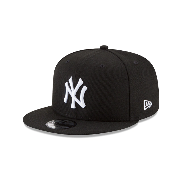 New Era New York Yankees Basic 9FIFTY Snapback-Black/White