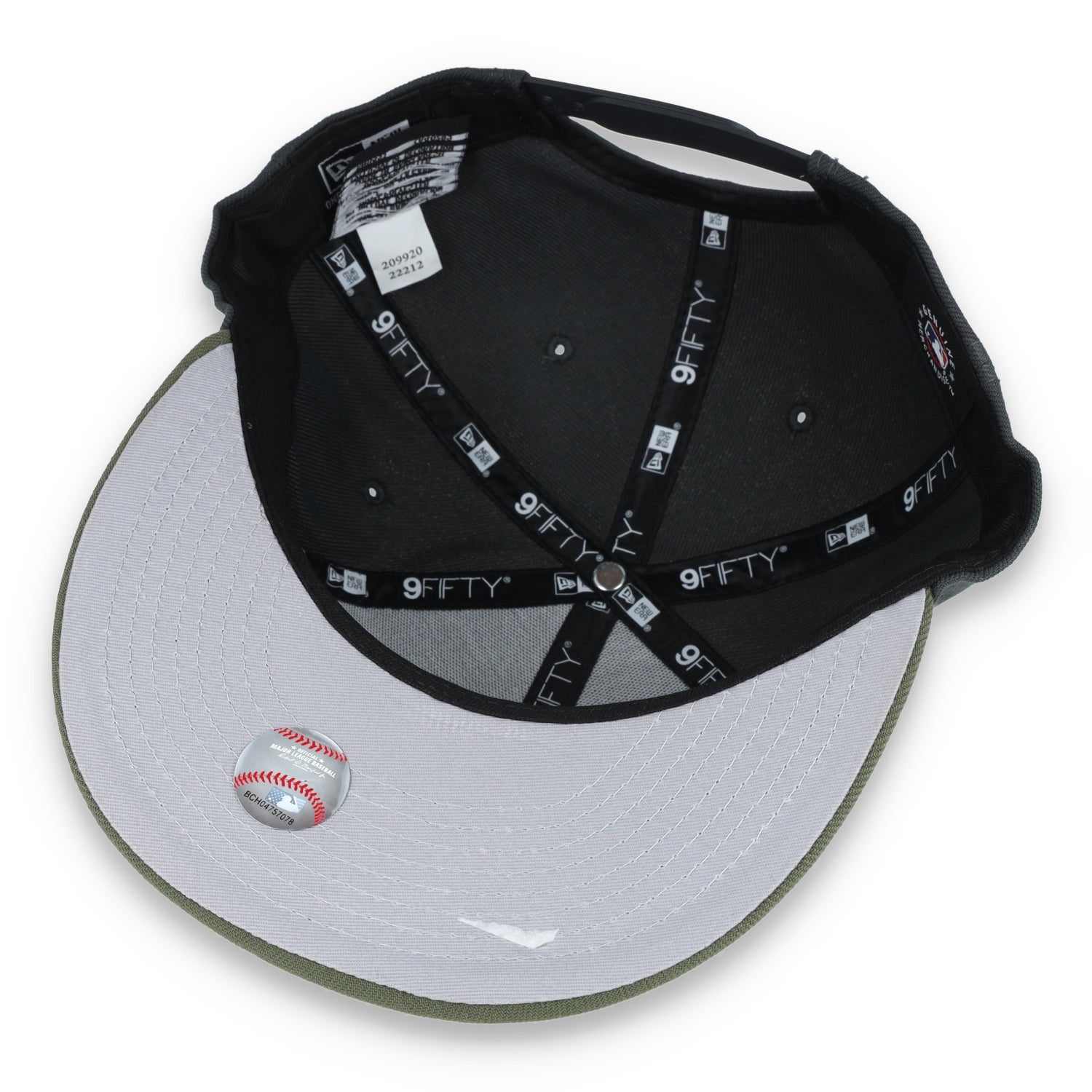 New Era Cincinnati Reds 2-Tone Color Pack 9FIFTY Snapback Hat- Grey/Olive