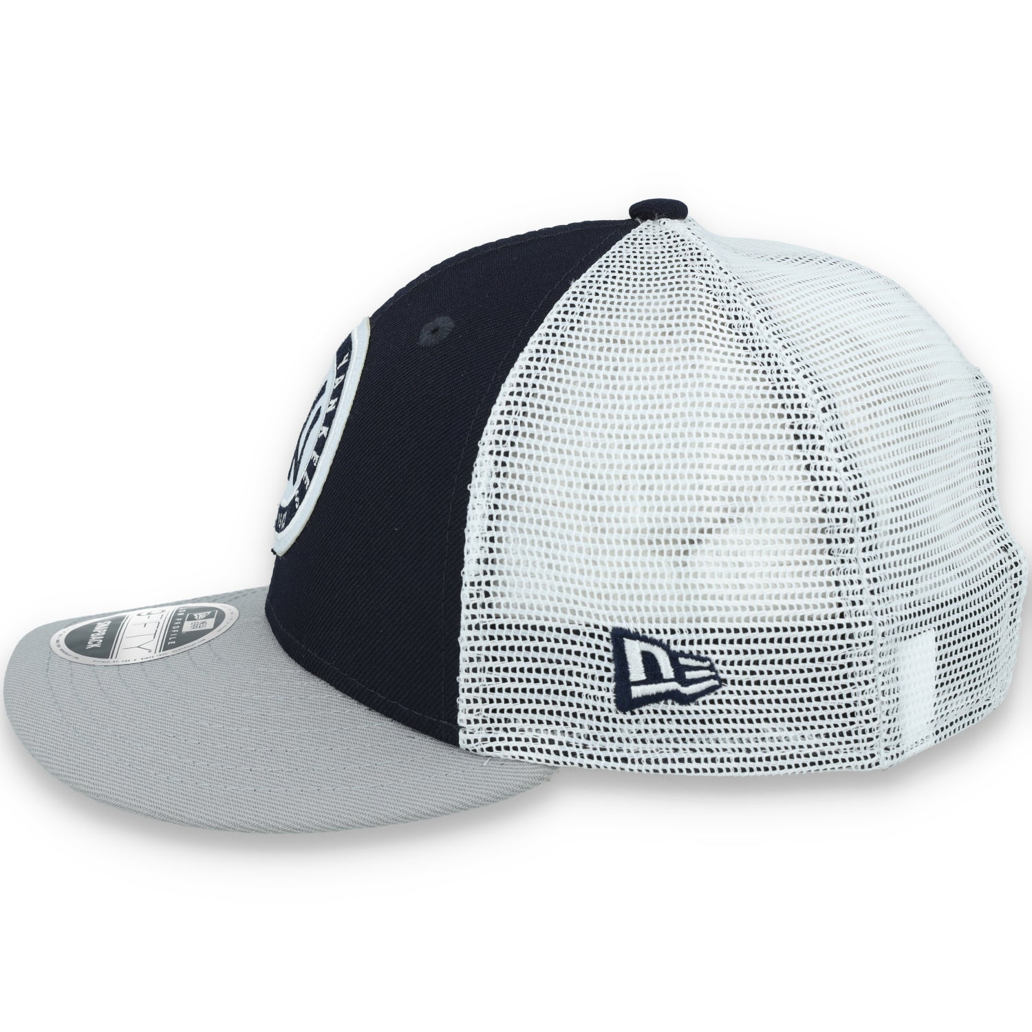 New Era New York Yankees Throwback Low Profile 9FIFTY Trucker Snapback Hat