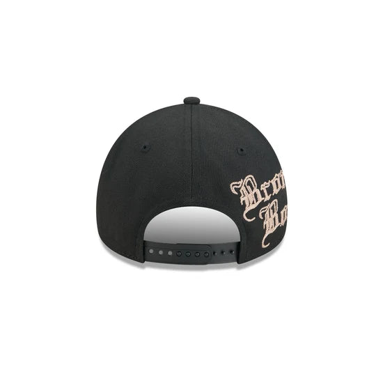 New Era New York Yankees Gothic Lettering 9FORTY A-Frame Snapback