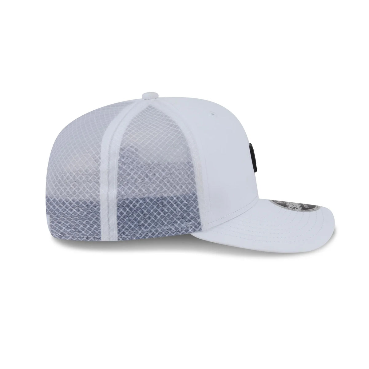 New Era Las Vegas Raiders  Micro Badge 9SEVENTY Adjustable Hat-White