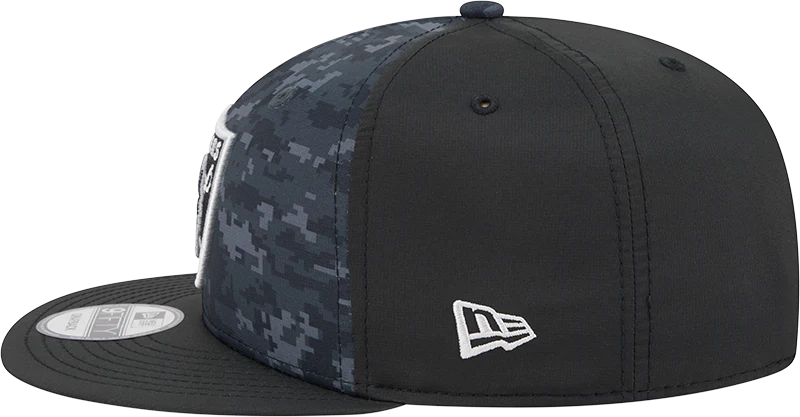 New Era Las Vegas Raiders 2026 Salute to Service 9FIFTY Snapback Hat