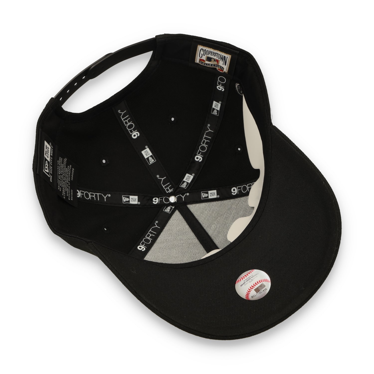 New Era New York Yankees 1999 World Series Side Patch A Frame 9FORTY Adjustable Hat-Black/White