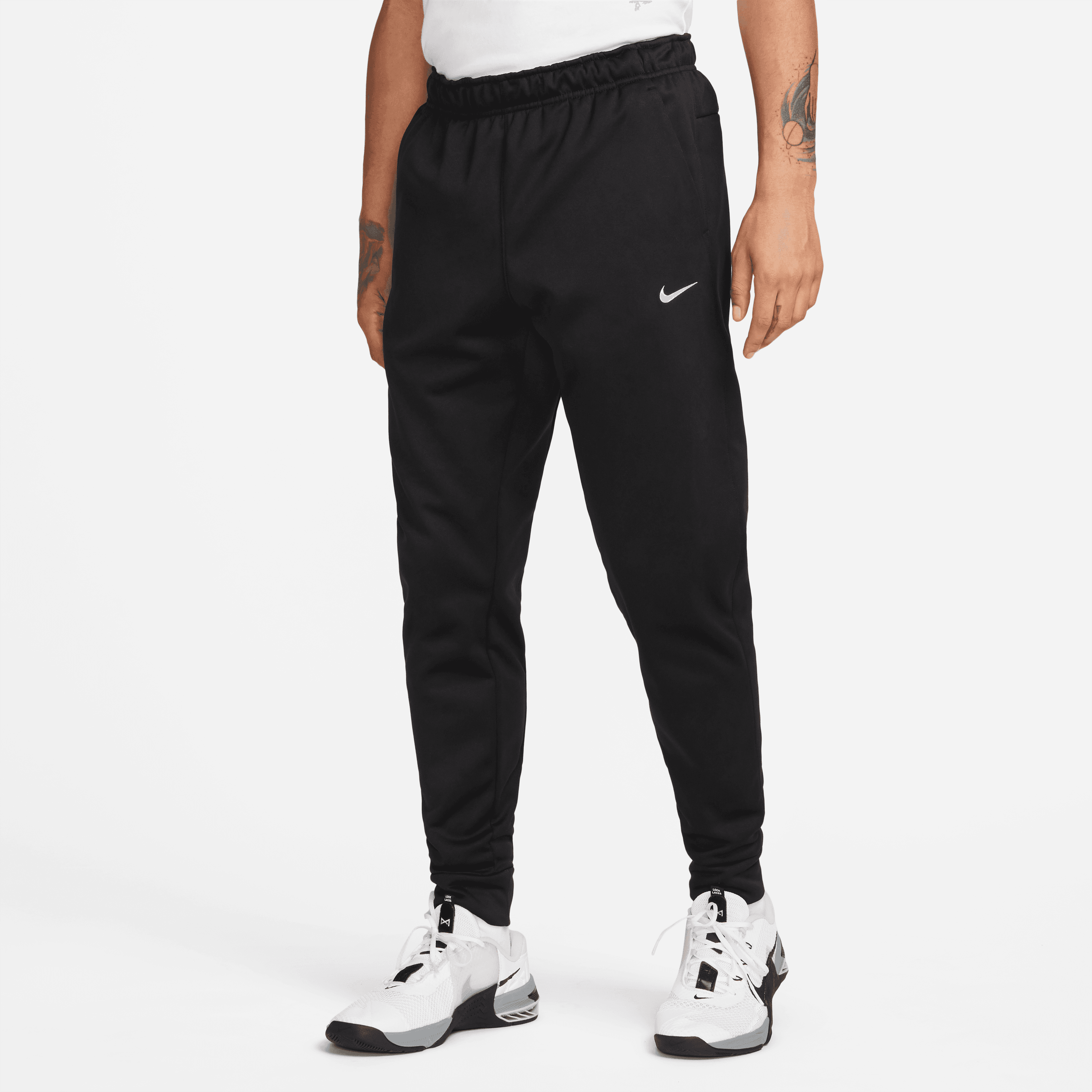 Nike Men's Therma-FIT Tapered Fitness Pants-Black