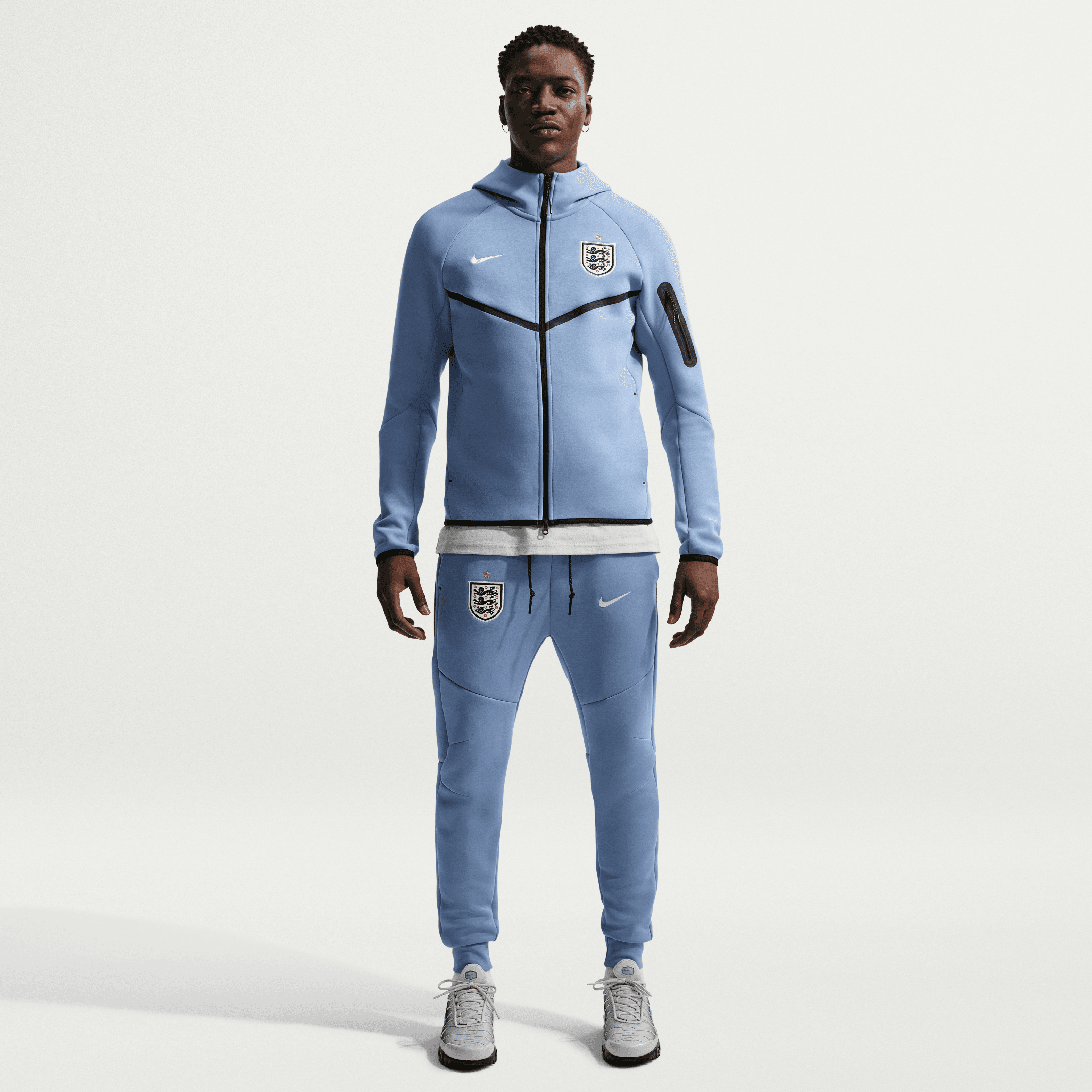 Nike  England Tech Fleece Windrunner Men's Nike Soccer Full-Zip Hoodie