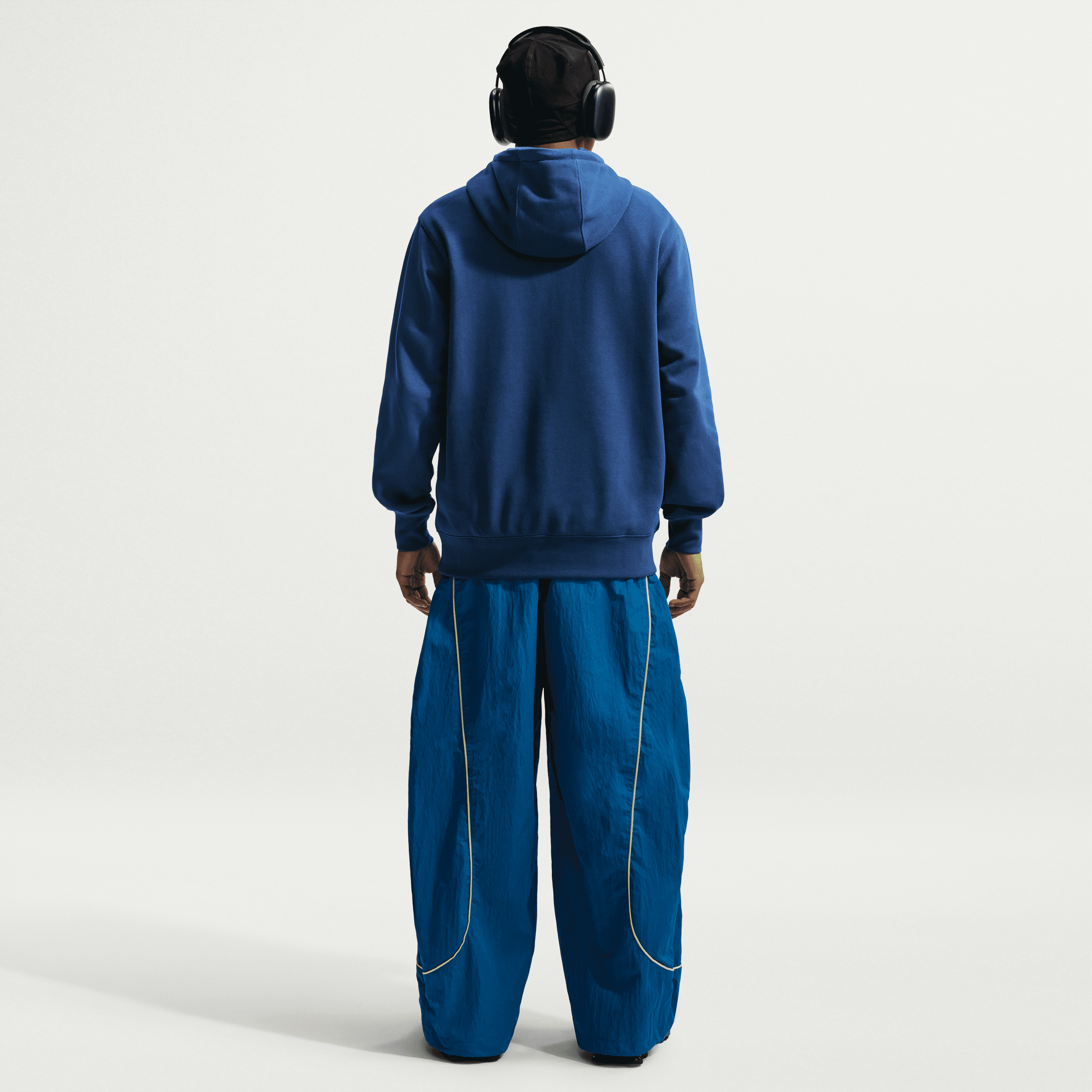 Nike Men's Brazil Club  Soccer French Terry Pullover Hoodie