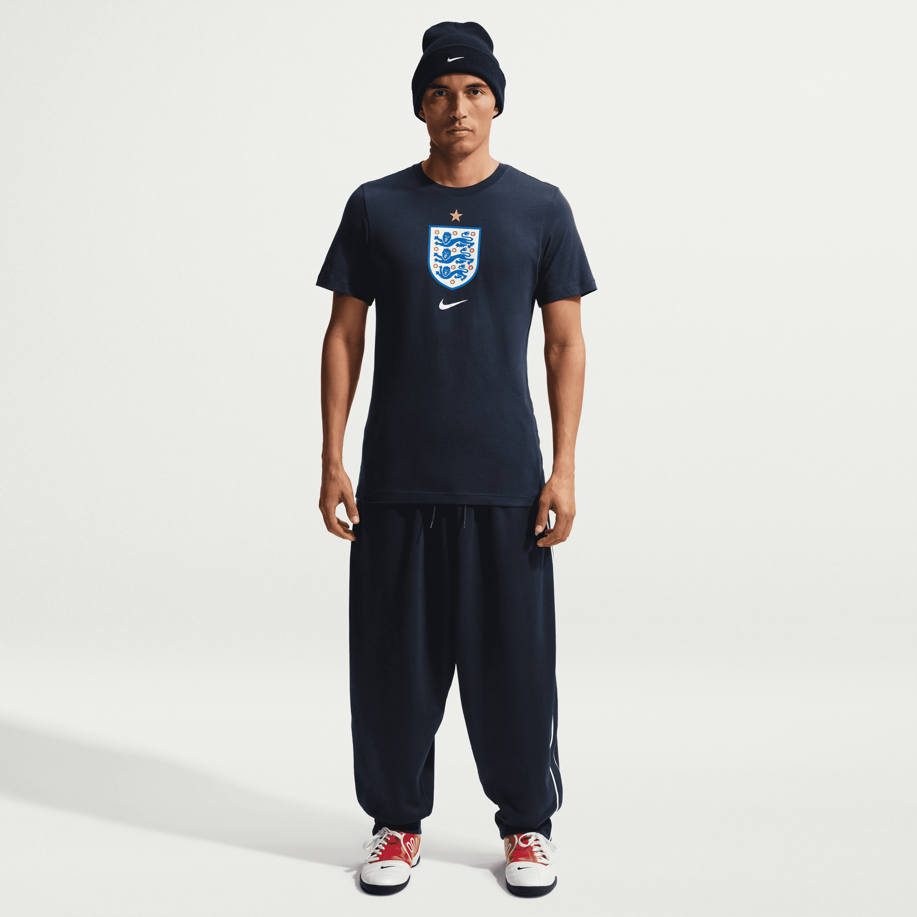Nike England Men's Nike Soccer T-Shirt