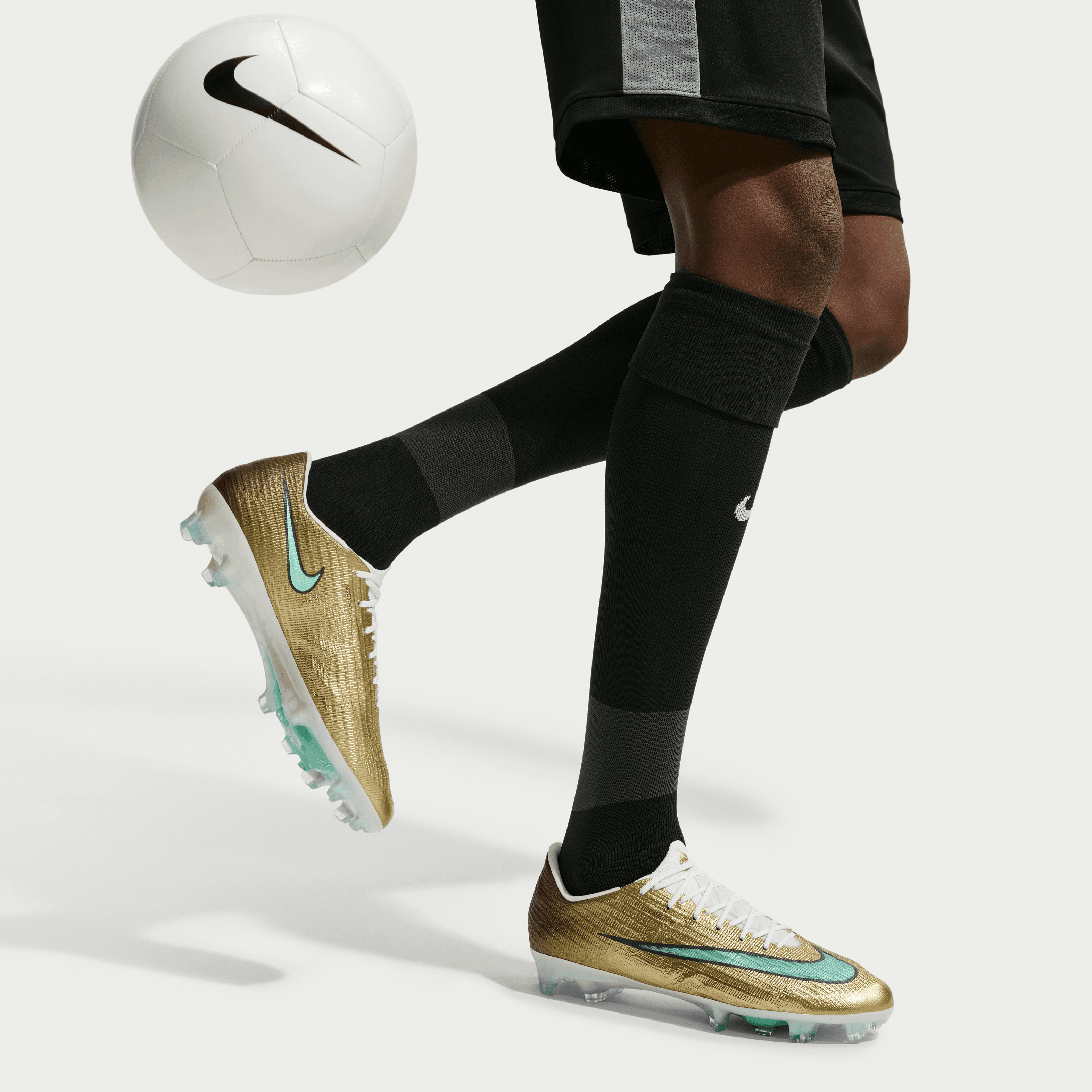 Nike Mercurial Superfly 11 Elite "Kylian Mbappé"/  Metallic Gold/Green Glow