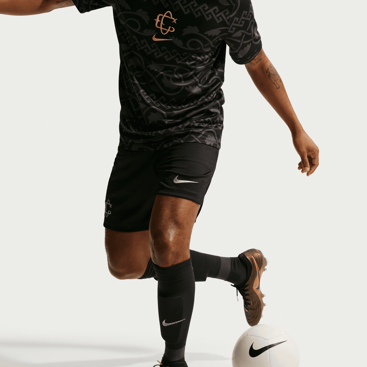 Nike Chivas Guadalajara Third Dri-FIT Soccer Pre-Match Short-Sleeve Top