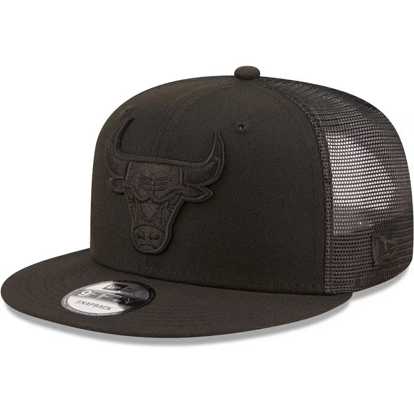 New Era Chicago Bulls Black on Black 9FIFTY Snapback Hat-