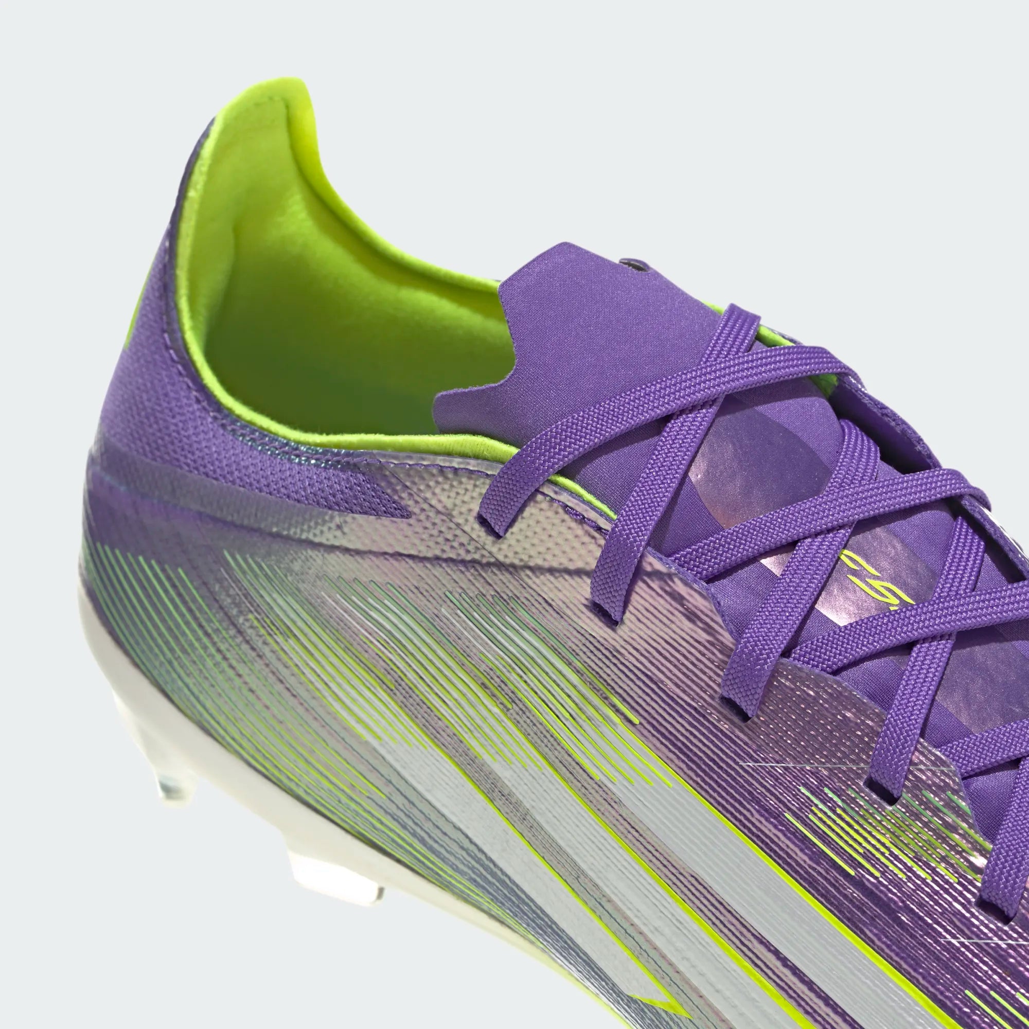 Adidas F50 Pro FG/MG- PURRUS/FTWWHT/LUCLEM