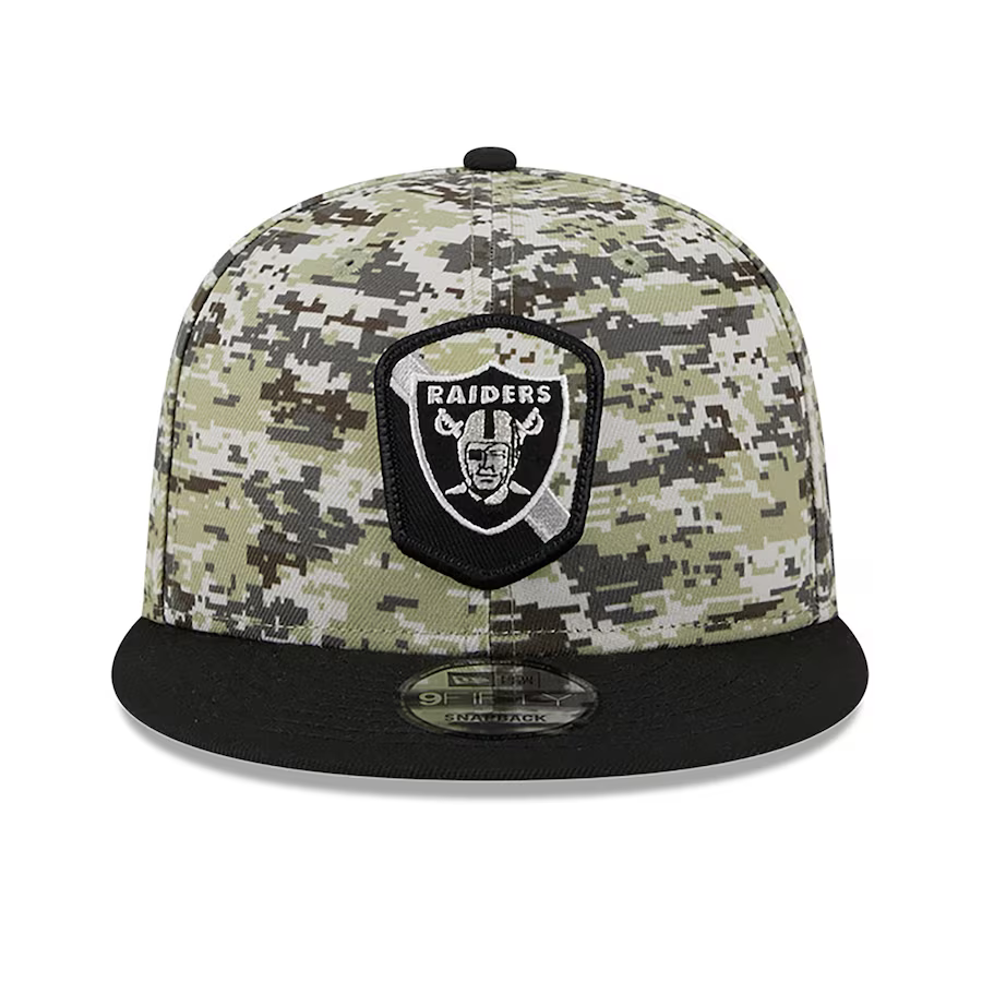 New Era Las Vegas Raiders Salute to Service 2032 9FIFTY Snapback Hat-