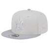 New Era New York Yankees TWO TONE COLOR PACK 9FIFTY SNAPBACK- Khaki/Grey