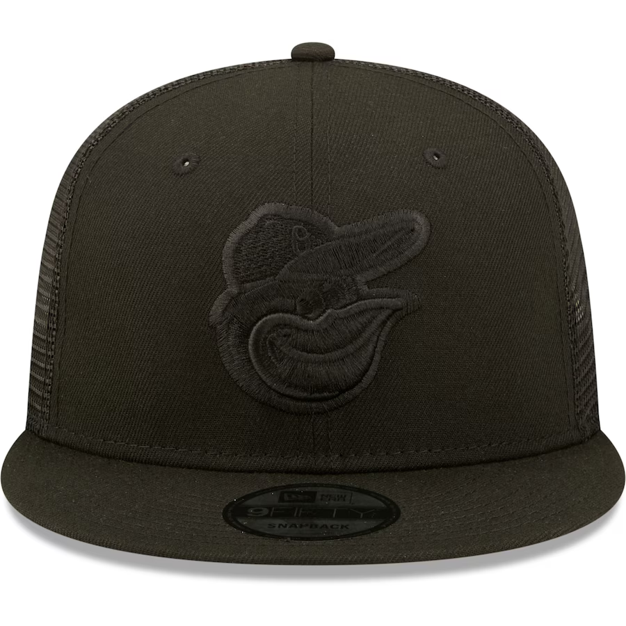 New Era Baltimore Orioles Blackout 9Fifty Trucker Snapback Hat