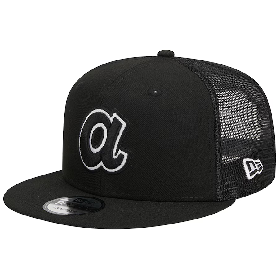 New Era Atlanta Braves Coopertown Trucker 9FIFTY Snapback Hat-Black/White