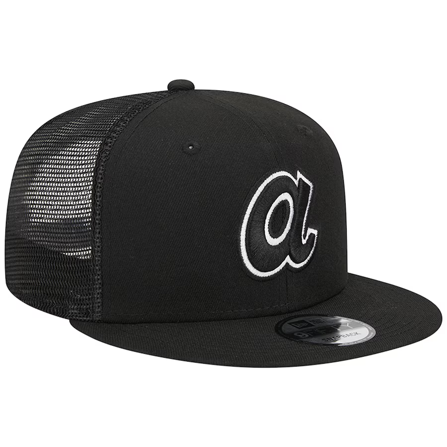 New Era Atlanta Braves Coopertown Trucker 9FIFTY Snapback Hat-Black/White