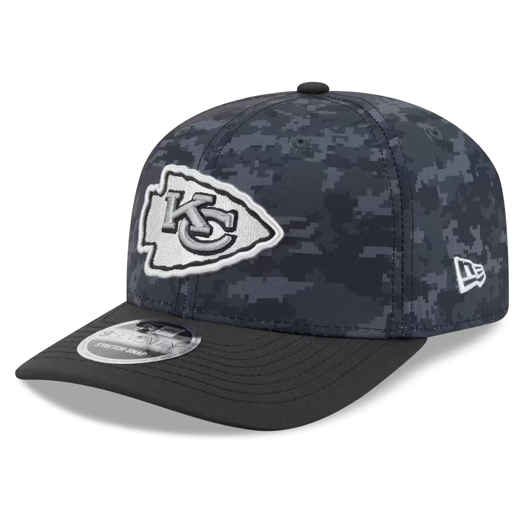 New Era Kansas City Chiefs 2026 Salute to Service 9SEVENTY Stretch-Snap Hat