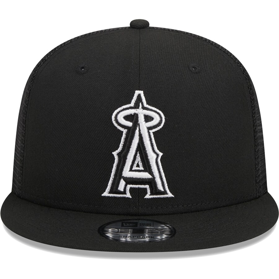 New Era Los Angeles Angels Trucker 9FIFTY Snapback Hat-Black/White