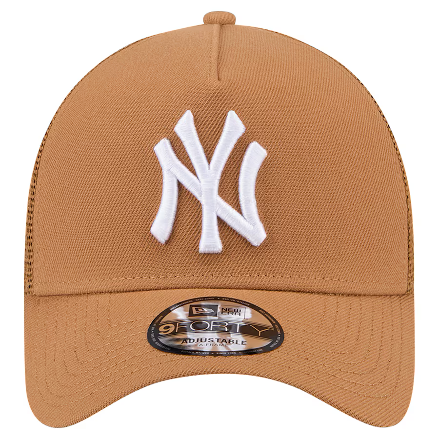 New Era New York Yankees A-Frame Trucker 9FORTY Adjustable Hat-Brown